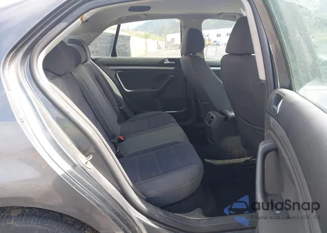 2007 Volkswagen Jetta 2.5 z USA, uszkodzony, nr VIN 3VWPF71K77M201467